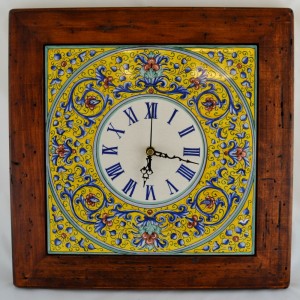 OROLOGIO “VOLUTE BLU FONDO GIALLO” CON CORNICE TARLATA DA CM. 34