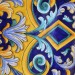 PIATTO “GIRALI FIORITI” FONDO BLU  DA CM 40